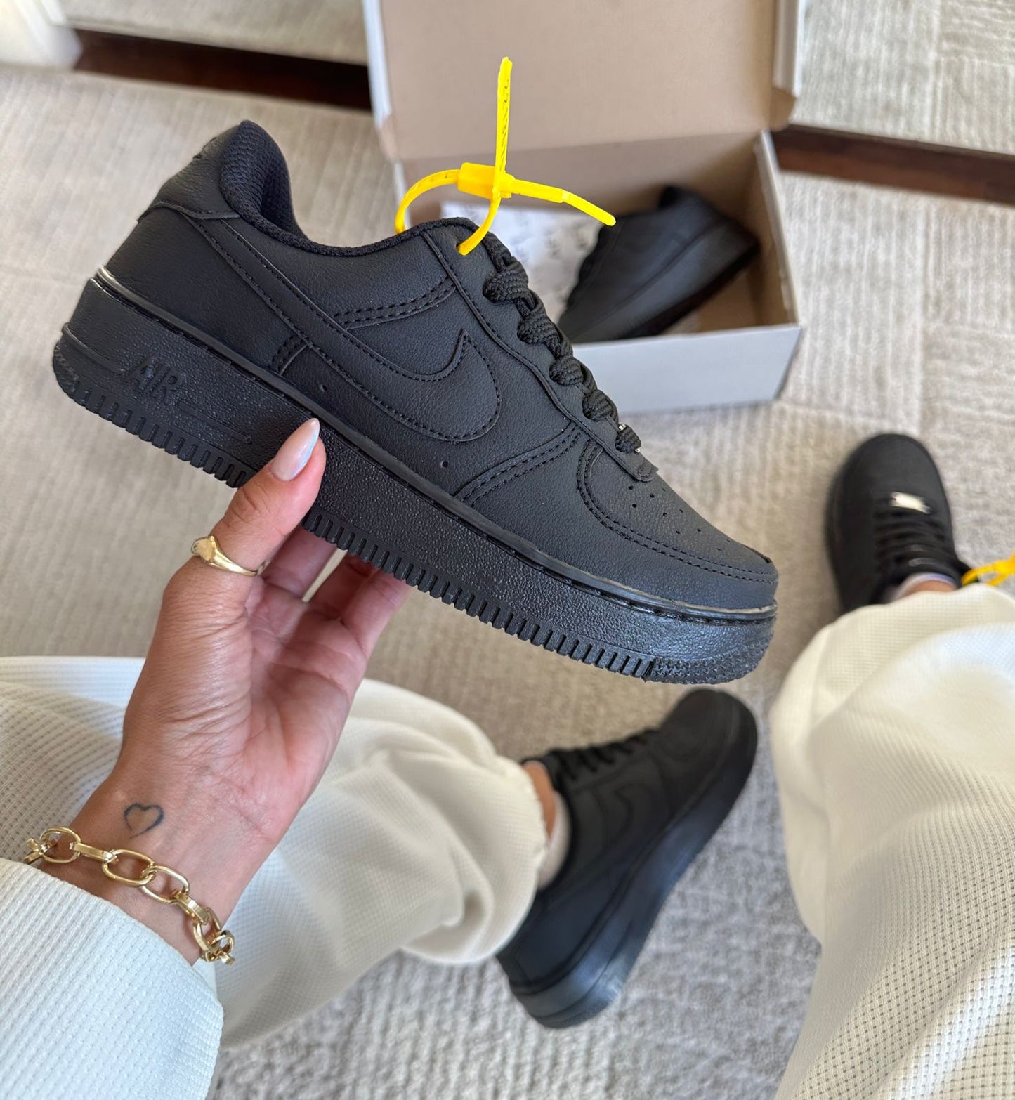 NIKE AIR FORCE "TRIPLE BLACK"